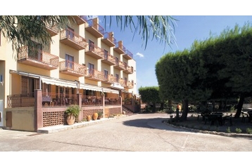 Hôtel Roccella Ionica 1
